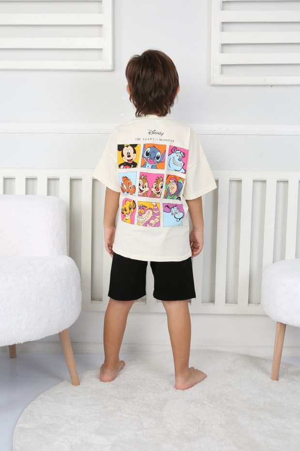 Arkası Baskılı Tişört Ve Şortlu Krem Takım